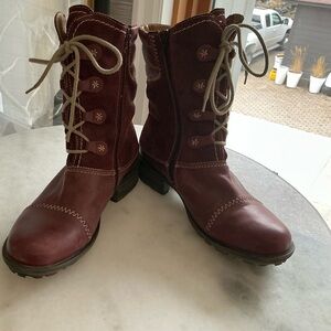 Joseph Seibel leather and suede lace up boots sz40